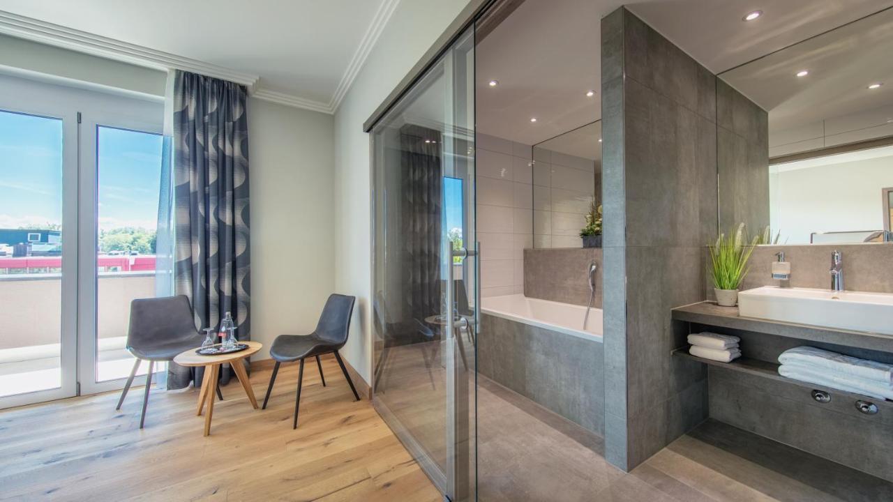 Heuboden Hotel Heu.Loft Freiburg Umkirch Bagian luar foto