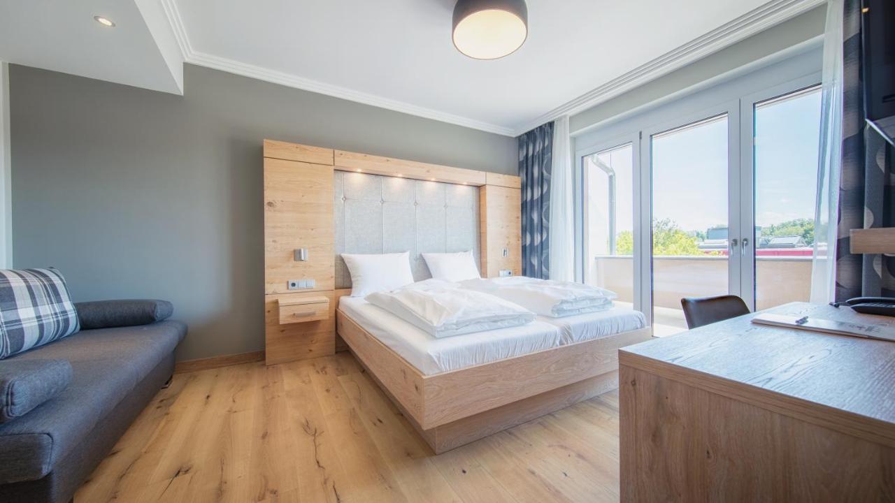 Heuboden Hotel Heu.Loft Freiburg Umkirch Bagian luar foto