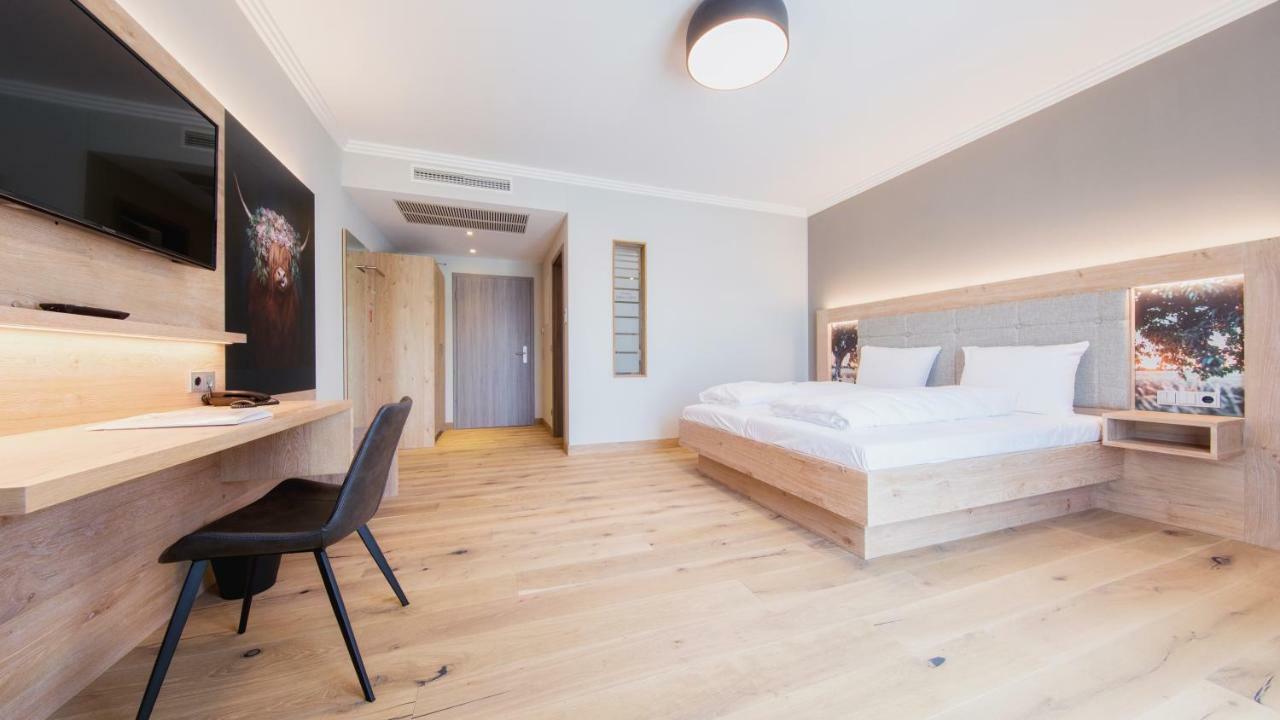 Heuboden Hotel Heu.Loft Freiburg Umkirch Bagian luar foto