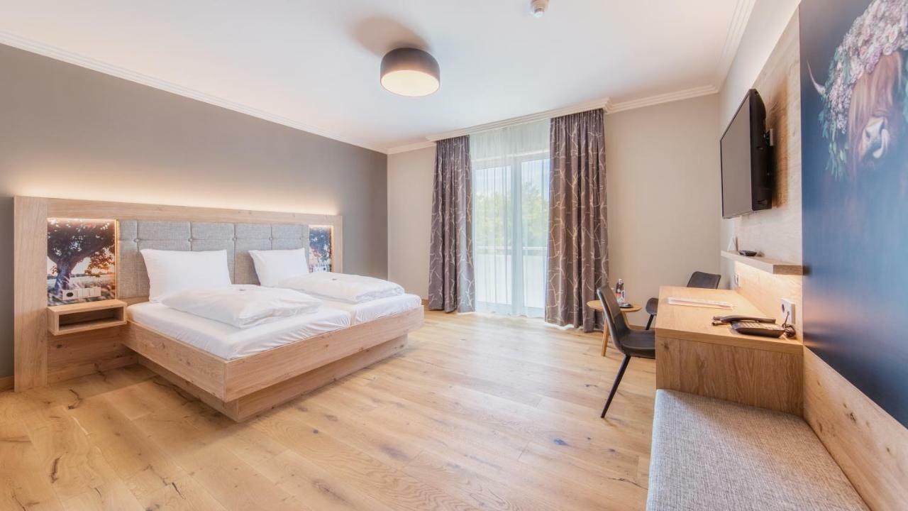 Heuboden Hotel Heu.Loft Freiburg Umkirch Bagian luar foto