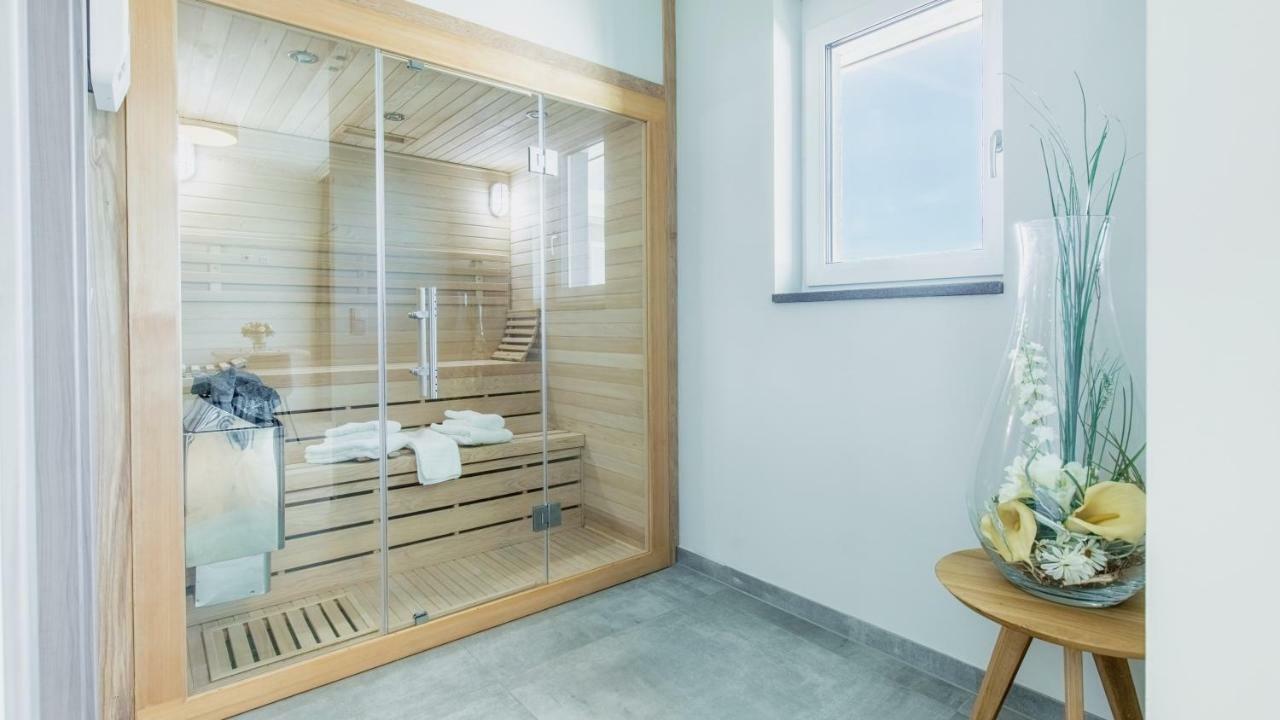 Heuboden Hotel Heu.Loft Freiburg Umkirch Bagian luar foto
